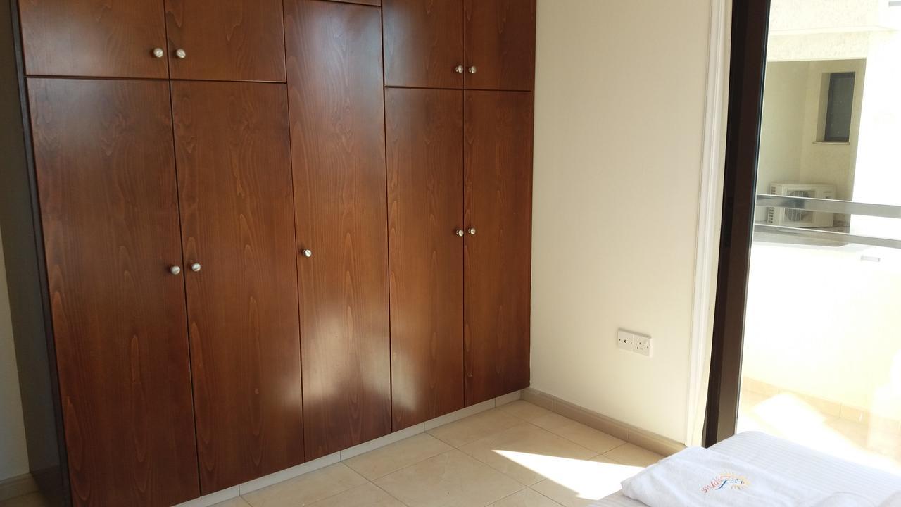 Apartmán 202 Mandritis Court Larnaca Exteriér fotografie